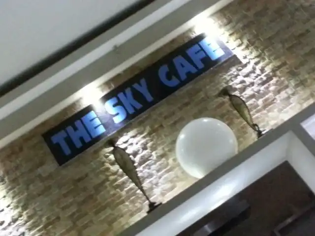 The Sky Cafe'nin yemek ve ambiyans fotoğrafları 4