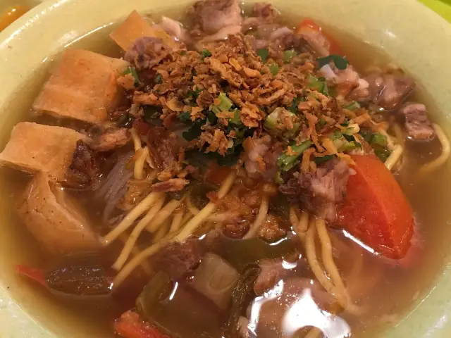 Gambar Makanan Soto Mie Lautze 4