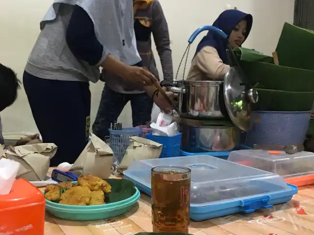 Gambar Makanan Nasi Ayam Bu Pini 9