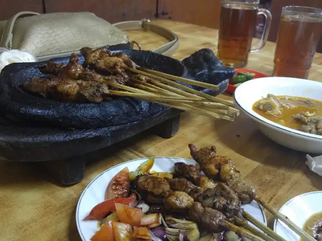 Gambar Makanan Sate & Gule Kambing H.M. Harris 5