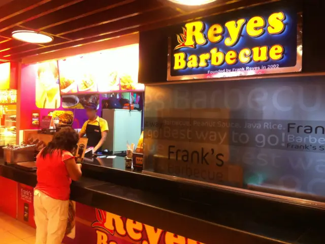 Reyes Barbecue Food Photo 5