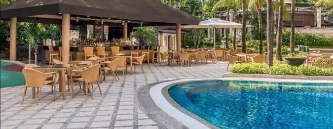 Pool Bar - Edsa Shangri-La