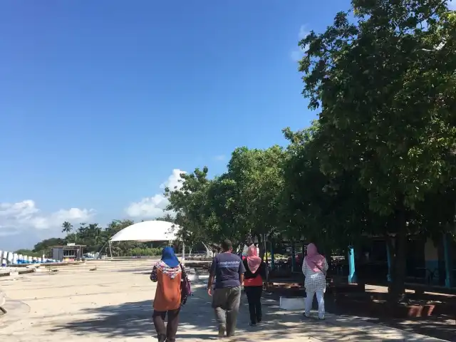 Medan Selera Pantai Murni Food Photo 2