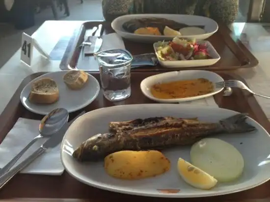 Palmiye Fish Restaurant Tuzla'nin yemek ve ambiyans fotoğrafları 22