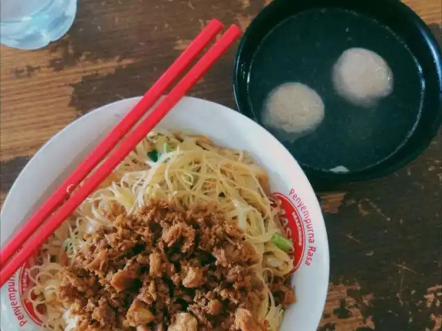 Gambar Makanan Mie Ayam Bangka Awat 14