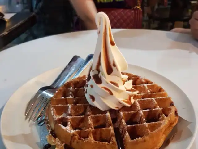 Dot Cafe: Waffles & Desserts Food Photo 15