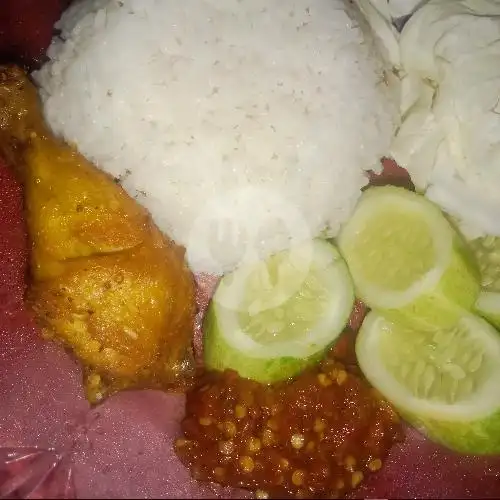 Gambar Makanan Ayam Goreng Mama Fanni, Gang Sd Harapan No 16 11