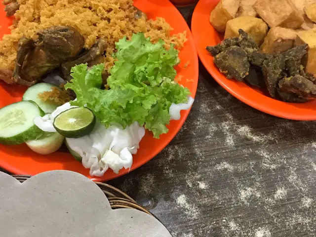 Gambar Makanan Ayam Goreng Kalasan Borobudur 18