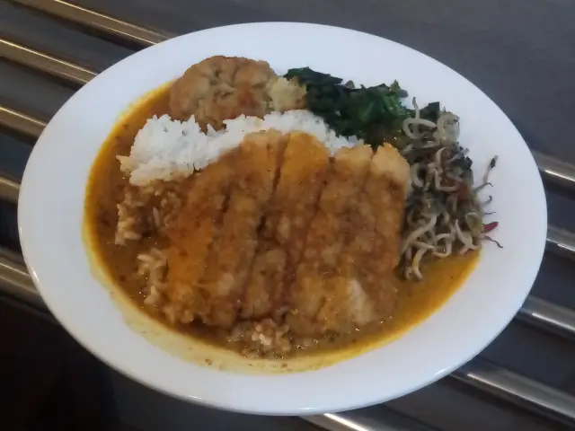 Gambar Makanan ChopperFish&ChickenCurry 6