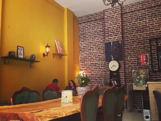 Le Brique Cafe Restaurant'nin yemek ve ambiyans fotoğrafları 4