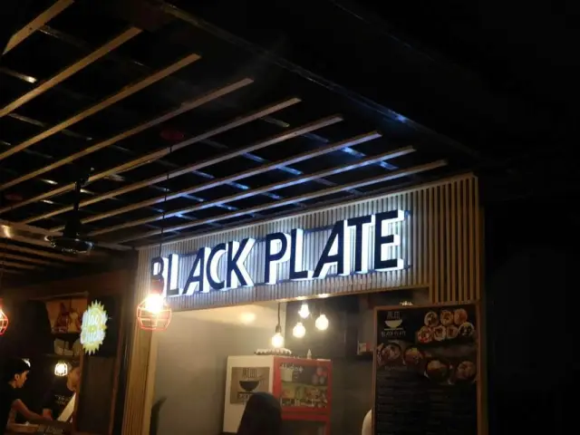 Black Plate Food Photo 10