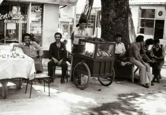 Beyoğlu Kelle Söğüş Muammer Usta'nin yemek ve ambiyans fotoğrafları 2