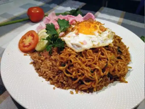 Nasi Goreng Padang Akang Paris