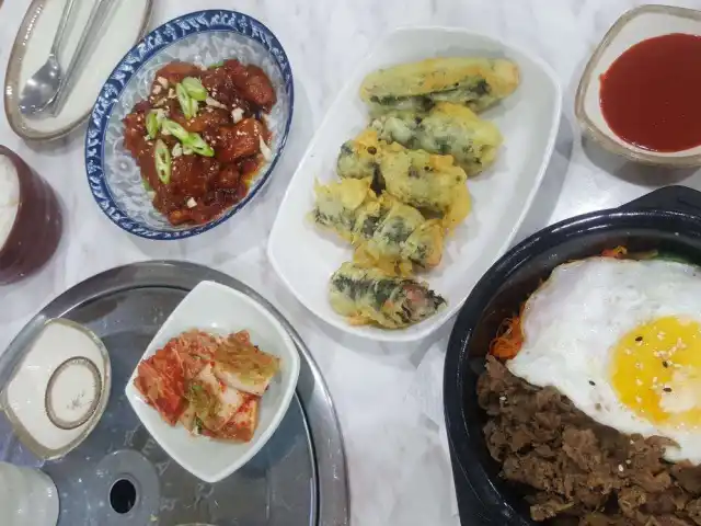 Jin's Kimbab Food Photo 18