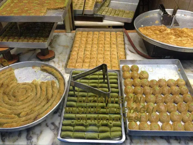 Kafadaroğlu Baklava & Börek'nin yemek ve ambiyans fotoğrafları 4