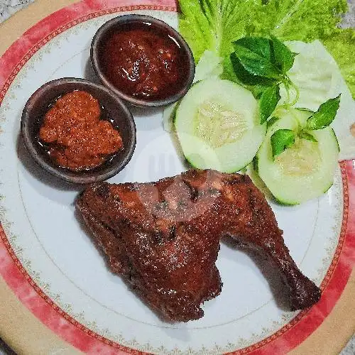 Gambar Makanan Ayam Bakar Rumah Pojok Sinduadi 1