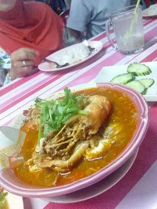 Brahim tomyam pok tek