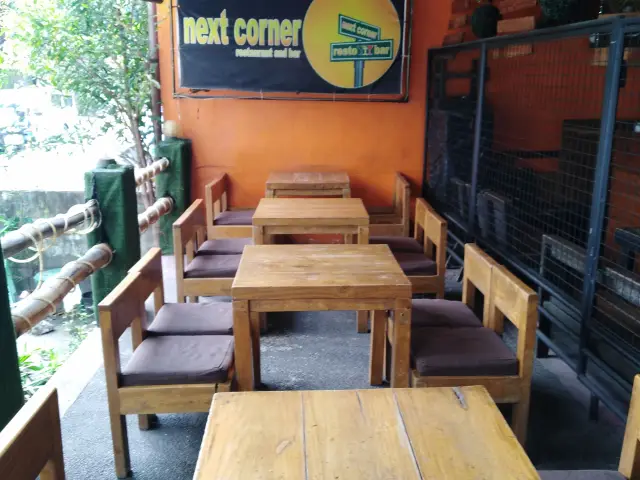Next Corner Resto And Bar Food Photo 4