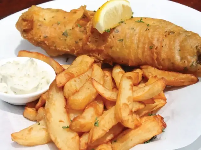 Magnificent Fish & Chips Food Photo 11