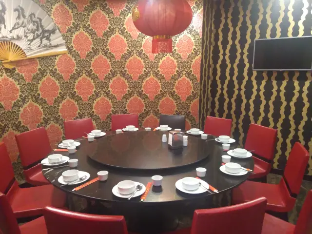 East & Food Chinese Restaurant'nin yemek ve ambiyans fotoğrafları 7