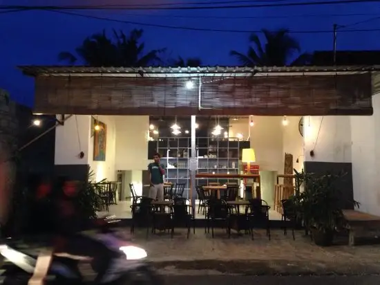 Gambar Makanan The Warung Ubud 8