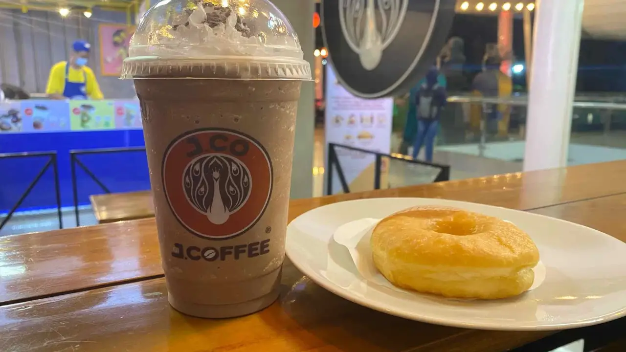 J.CO Donuts & Coffee