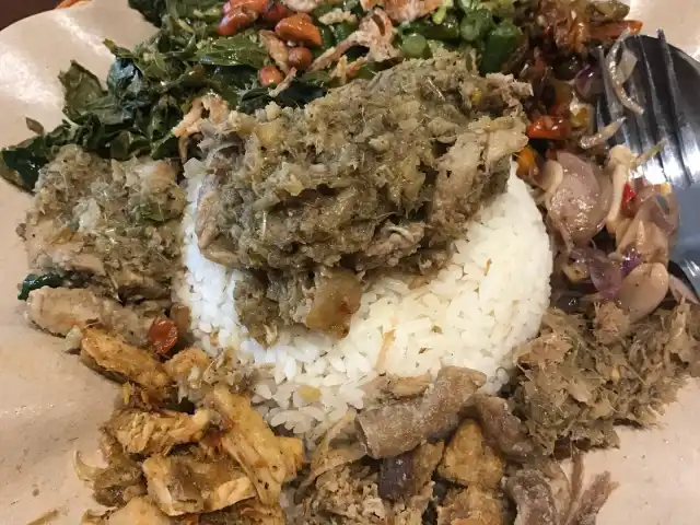 Gambar Makanan Warung Khas Bali Sukawati 2