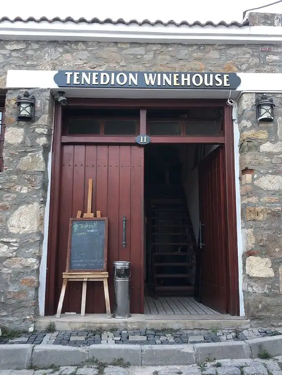 Tenedion Wine House'nin yemek ve ambiyans fotoğrafları 8