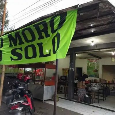 Arto Moro Baso Solo