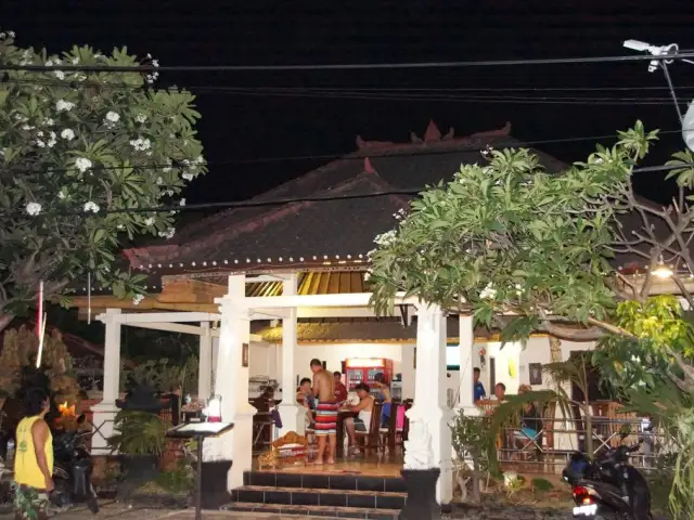 Gambar Makanan Wayan Restaurant 13