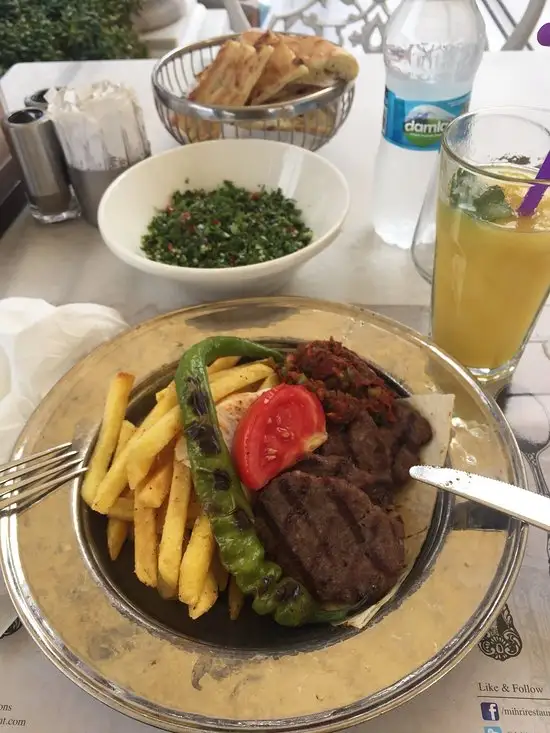Mihri Restaurant'nin yemek ve ambiyans fotoğrafları 4