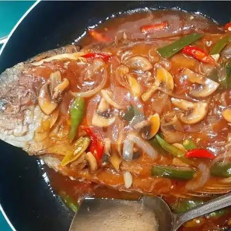 Gambar Makanan RM. Seafood Ridho 555 Sambel Idjo, Pujasera Tiban Centre 11