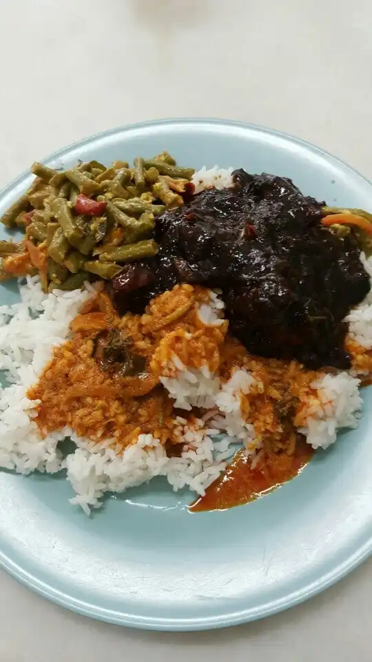 Sri Tanjung Curry House Food Photo 7