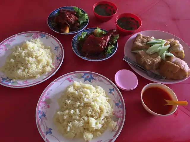 Nasi Ayam Kuih Udang Tauhu Bakar Semenyih Food Photo 14