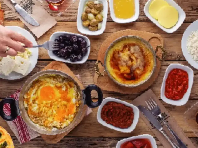 Trabzon Serpmeköy Kahvaltısı'nin yemek ve ambiyans fotoğrafları 8