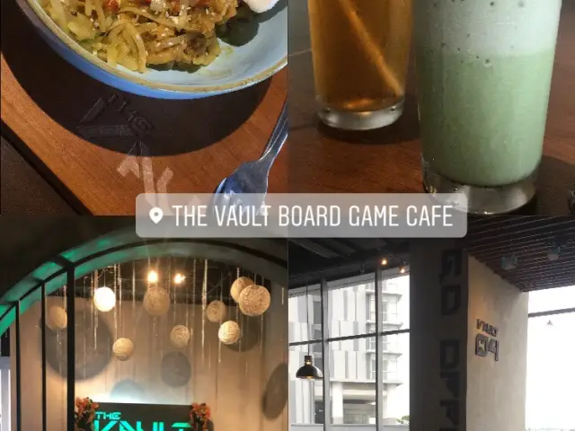 Gambar Makanan The Vault Board Game Cafe 5