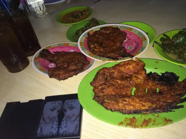 Gambar Makanan Pondok Ikan Bakar Khatib Sulaiman - CABANG SIMPANG TRANSITO 2