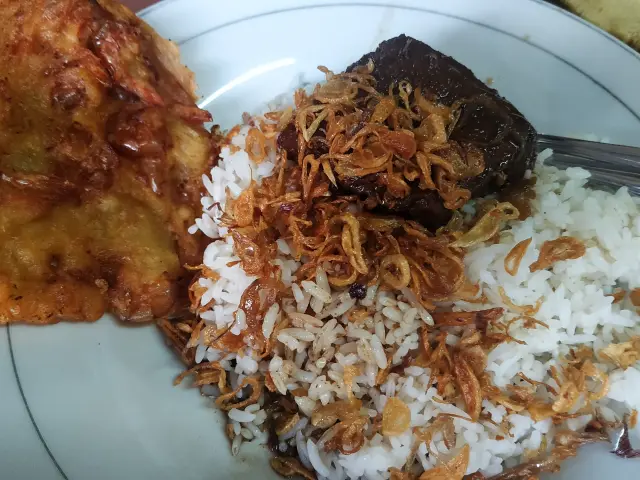 Gambar Makanan Rumah Makan Nasi Uduk & Ketupat Bang Uwan Pai 4