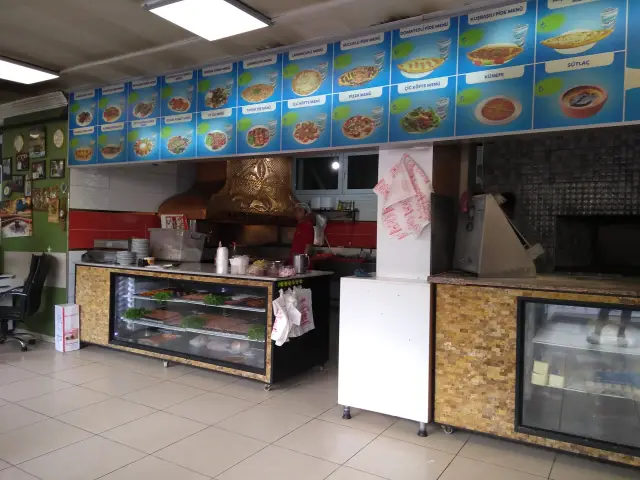 Tahir Usta Durum ve Kebap Salonu'nin yemek ve ambiyans fotoğrafları 3