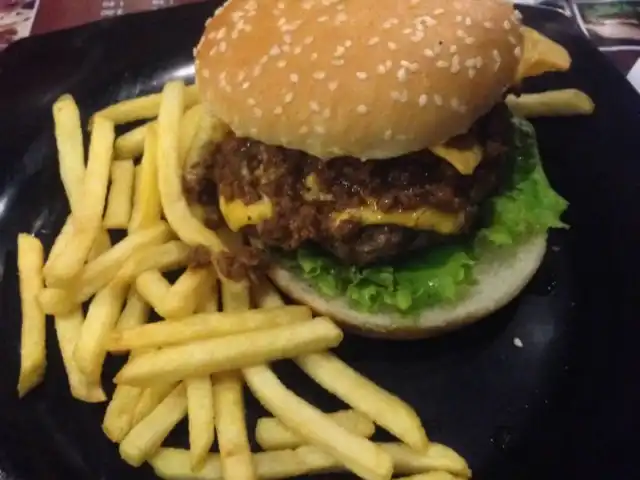 Burger Byte Food Photo 7