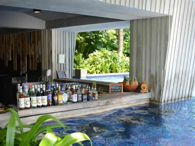 Gambar Makanan Pool Bar at Rimba - Ayana Resort and Spa 3