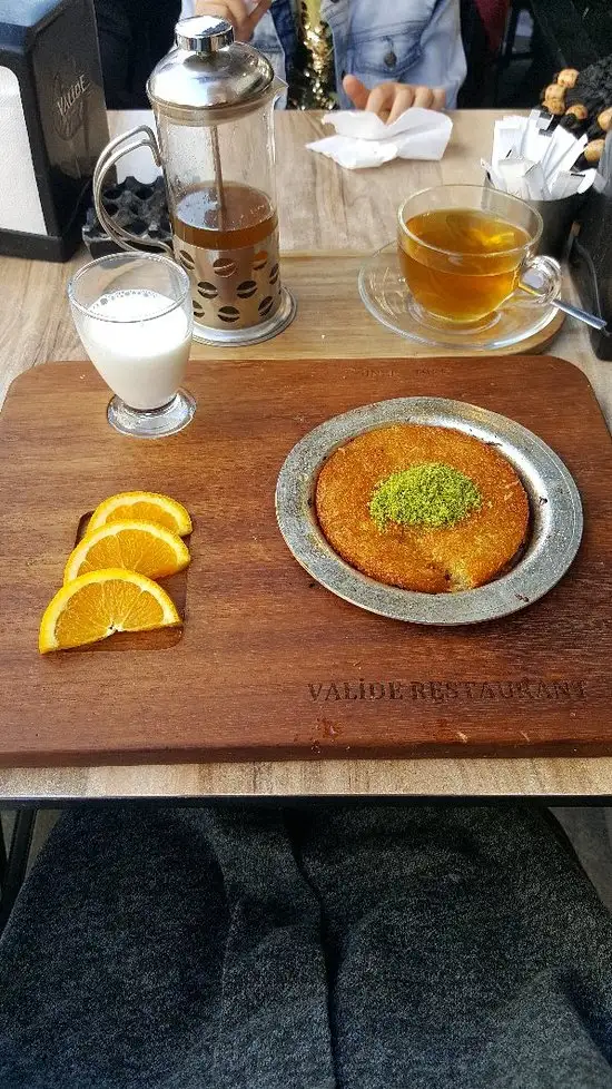 Valide Restaurant Cafe & Pattisseri'nin yemek ve ambiyans fotoğrafları 4