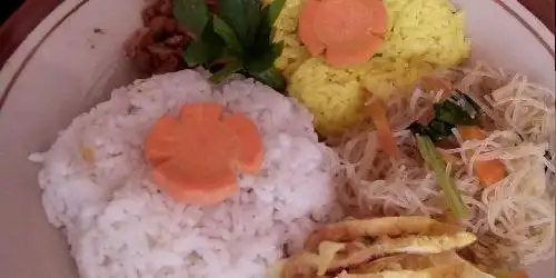 Nasi Uduk Kedung Malang, Sumbang