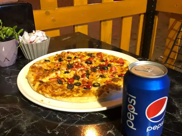 Afili Pizza'nin yemek ve ambiyans fotoğrafları 8