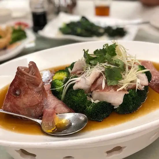 Jade Palace Seafood Restaurant