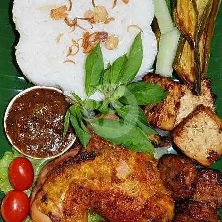 Gambar Makanan Lalapan Ayam Goreng Bumbu Desa, Jimbaran 8