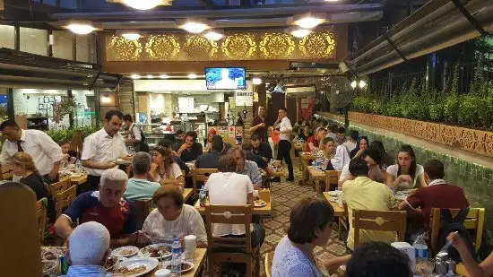 Zeferan Adana Kebapcisi'nin yemek ve ambiyans fotoğrafları 1