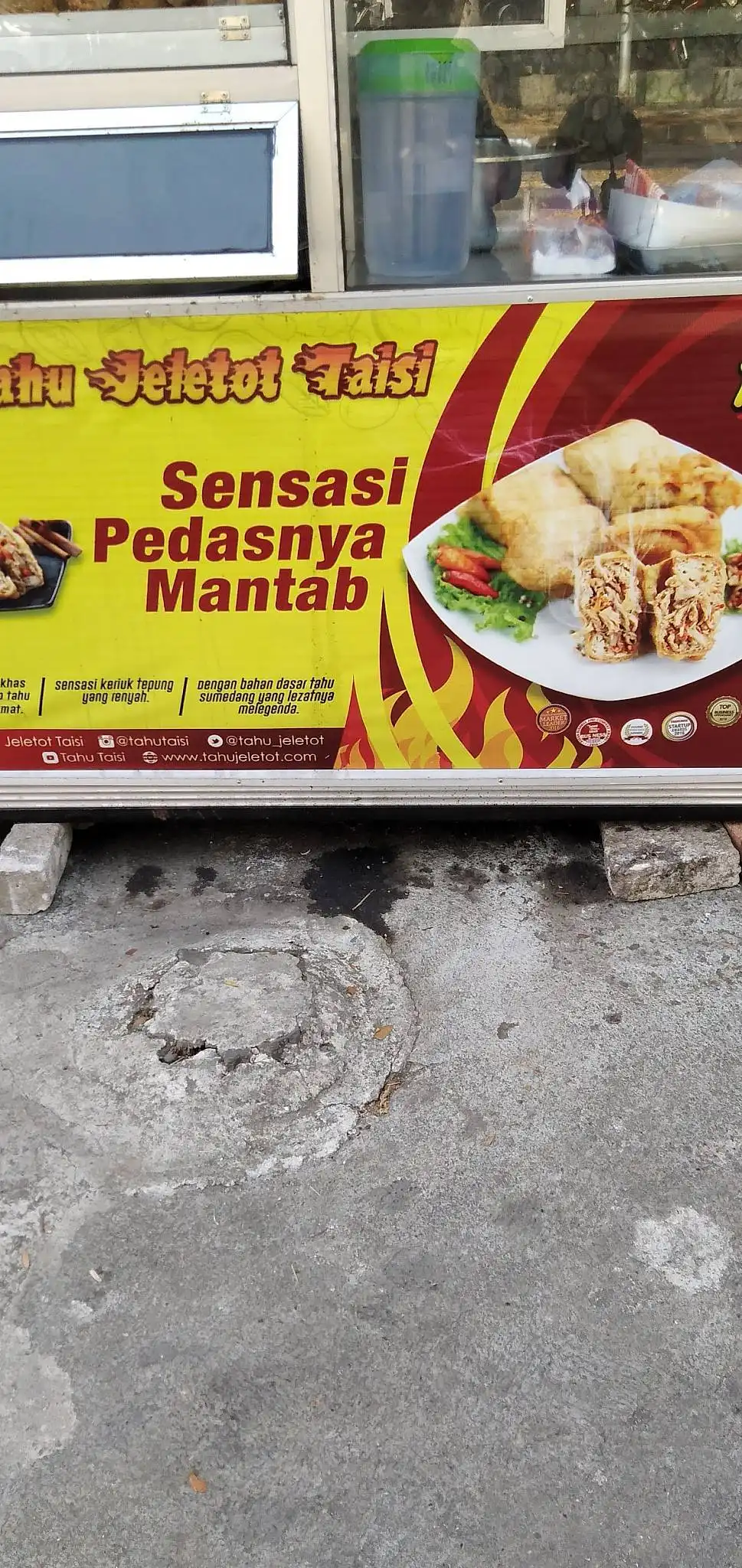 Tahu Jeletot Taisi Lippo Cikarang