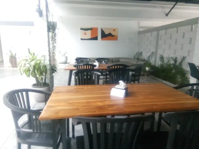 Gambar Makanan REMO Workspace & Cafe 3