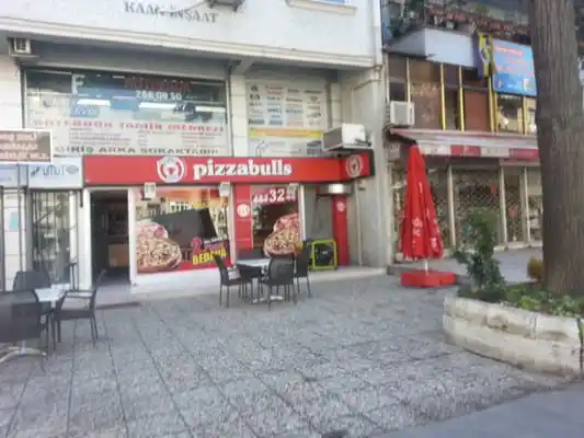 Pizza Bulls